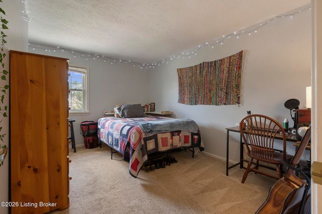 11911 Running Creek Rd, Louisville, KY 40243