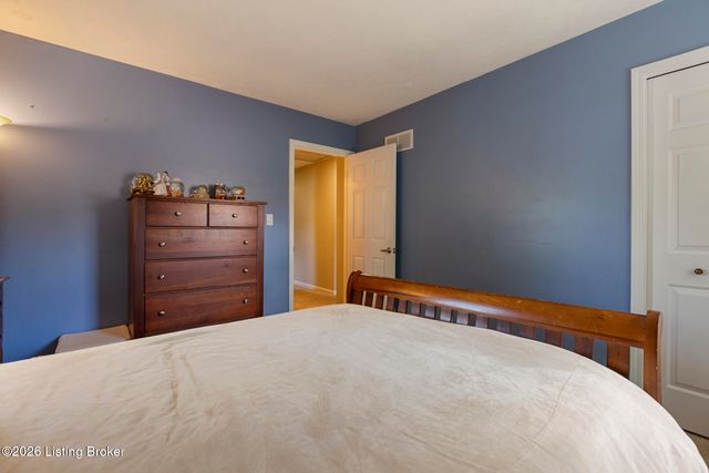 11911 Running Creek Rd, Louisville, KY 40243