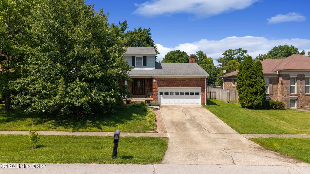 11911 Running Creek Rd, Louisville, KY 40243
