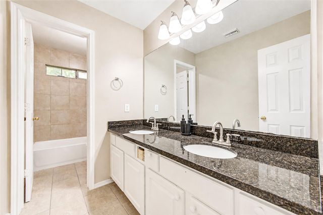 14009 Hollow Canyon Lane, Rosharon, TX 77583