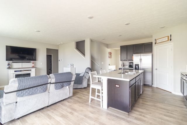 1852 Fairmount Drive, Greenfield, IN 46140