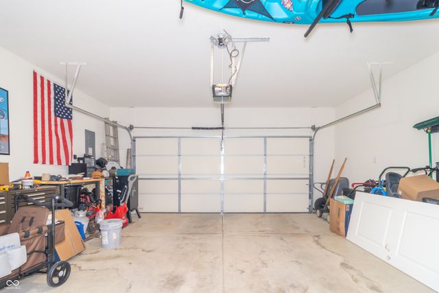1852 Fairmount Drive, Greenfield, IN 46140