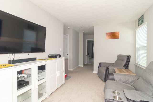 1852 Fairmount Drive, Greenfield, IN 46140
