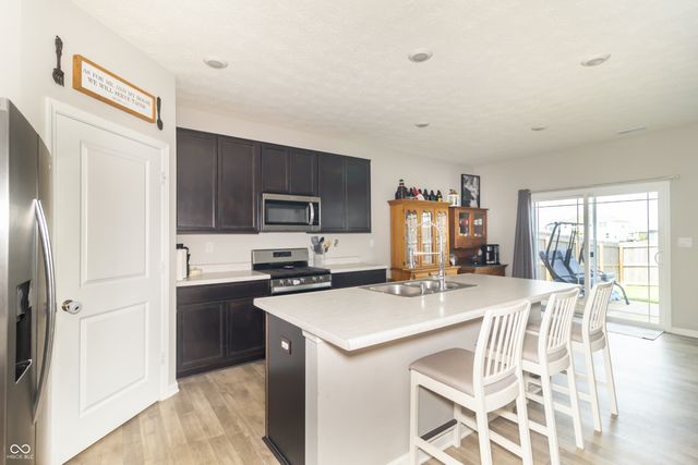 1852 Fairmount Drive, Greenfield, IN 46140