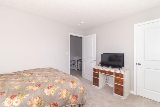 1852 Fairmount Drive, Greenfield, IN 46140