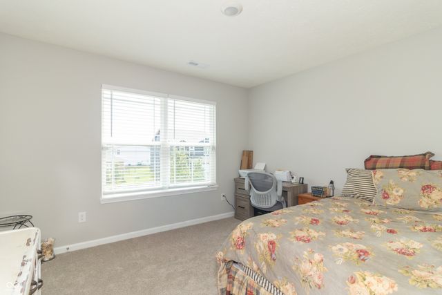 1852 Fairmount Drive, Greenfield, IN 46140