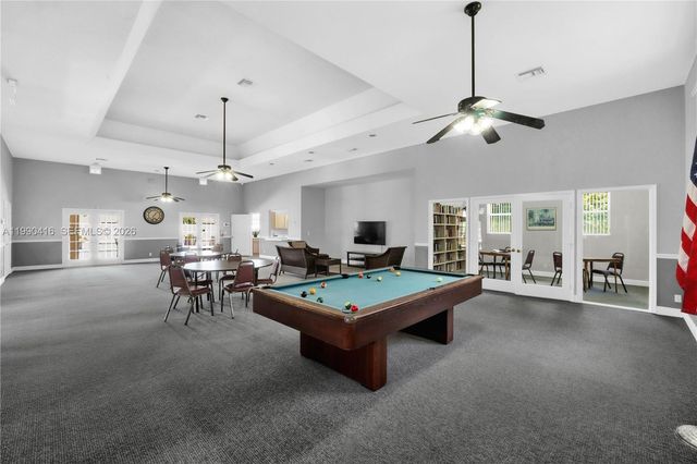 5477 Grande Palm Cir, Delray Beach, FL 33484