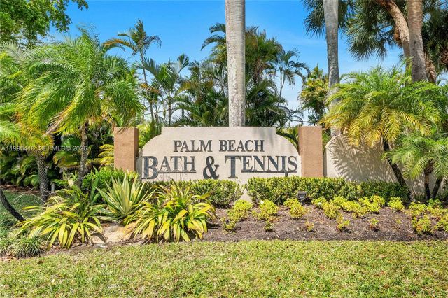 5477 Grande Palm Cir, Delray Beach, FL 33484