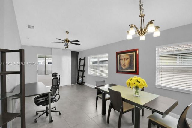 5477 Grande Palm Cir, Delray Beach, FL 33484