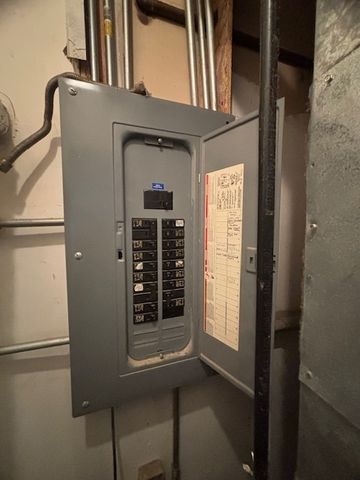 3477 N Clark Street 2, Chicago, IL 60657