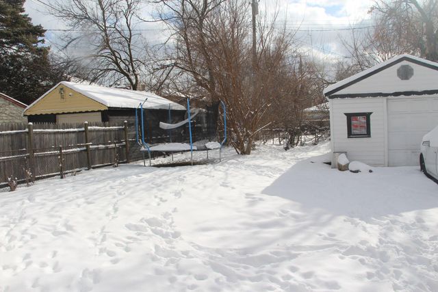 13427 Pembroke Avenue, Detroit, MI 48235