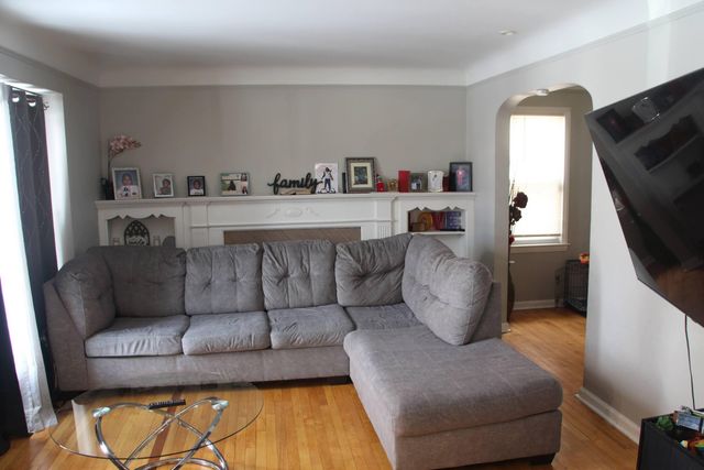 13427 Pembroke Avenue, Detroit, MI 48235