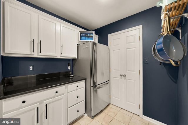 1636 S TAYLOR ST, Arlington, VA 22204