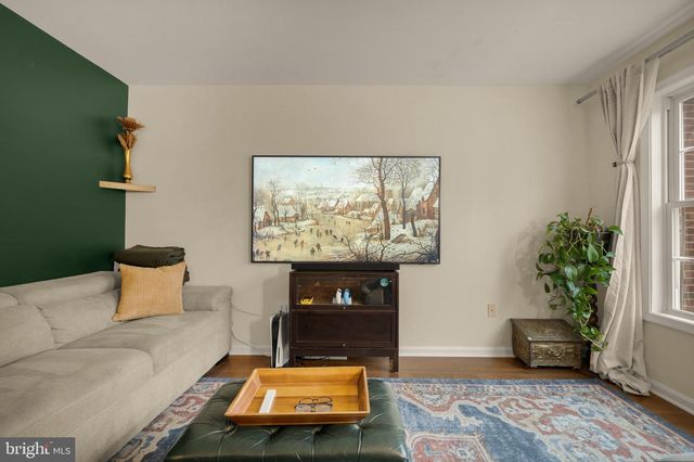 1636 S TAYLOR ST, Arlington, VA 22204