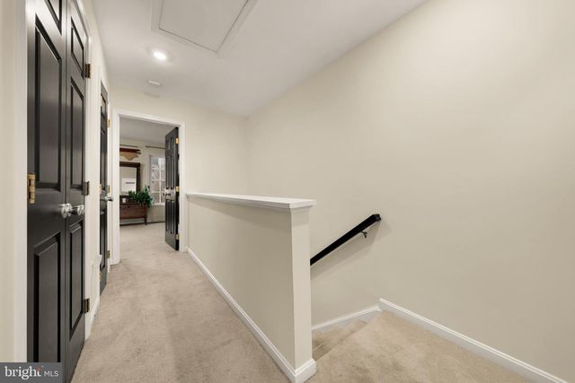 1636 S TAYLOR ST, Arlington, VA 22204