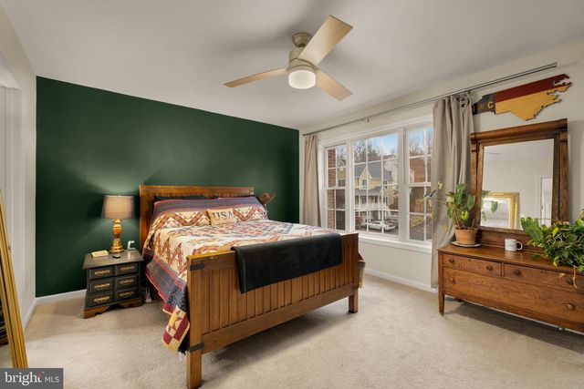 1636 S TAYLOR ST, Arlington, VA 22204