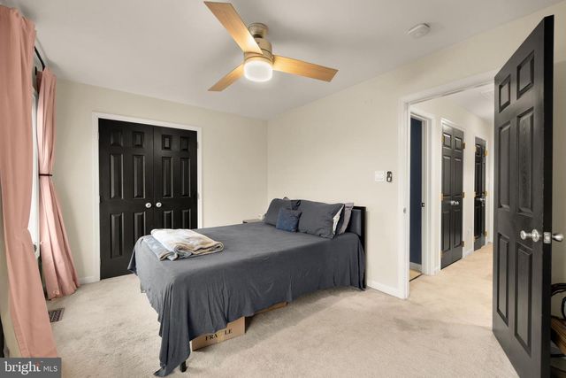 1636 S TAYLOR ST, Arlington, VA 22204