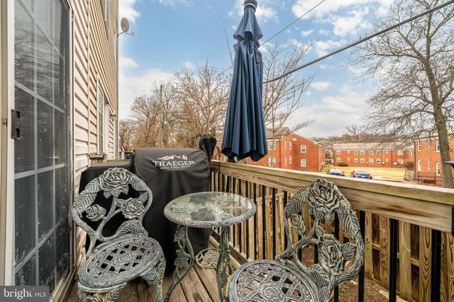 1636 S TAYLOR ST, Arlington, VA 22204