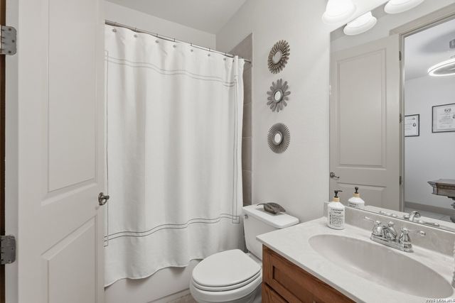426 LEGACY RDG, San Antonio, TX 78260