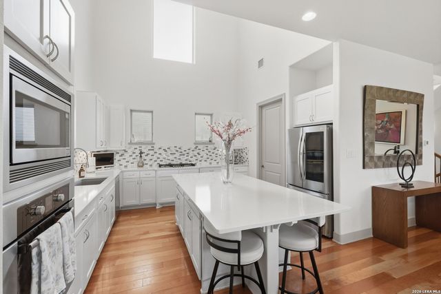 426 LEGACY RDG, San Antonio, TX 78260