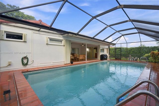 1811 SW 99th Avenue, Miami, FL 33165