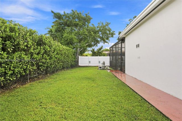 1811 SW 99th Avenue, Miami, FL 33165