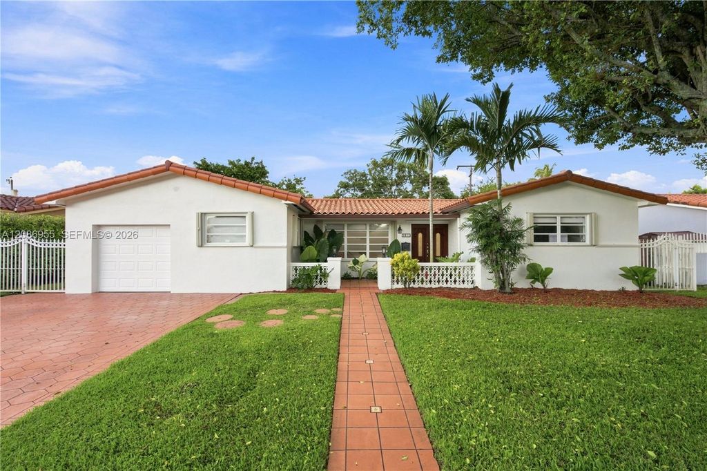 1811 SW 99th Avenue, Miami, FL 33165