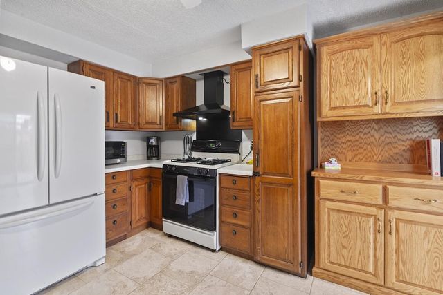 243 Sumner STREET, Hartford, WI 53027