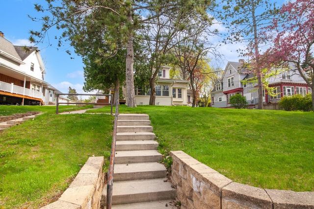 243 Sumner STREET, Hartford, WI 53027