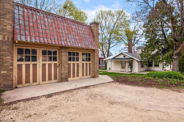 243 Sumner STREET, Hartford, WI 53027