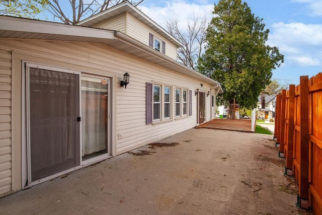 243 Sumner STREET, Hartford, WI 53027