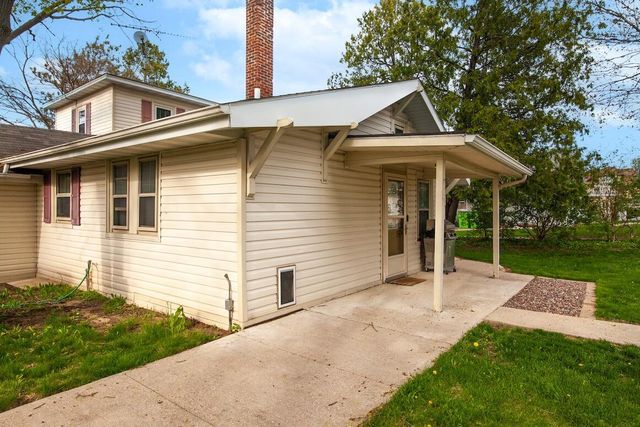 243 Sumner STREET, Hartford, WI 53027