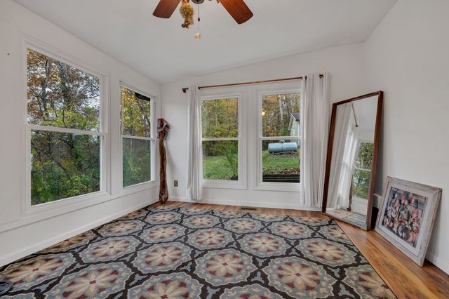 85 Lakeview Ln, Stewart, TN 37175