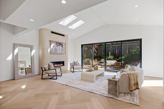 1704 Zinnia Lane, San Jose, CA 95124