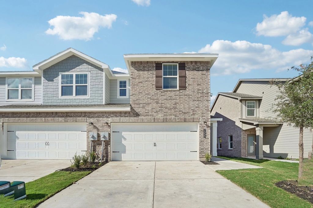 940 Penrose Drive, Cedar Hill, TX 75104 — exterior
