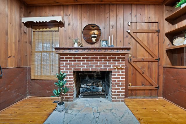 5000 Meadowbrook Drive, Fort Worth, TX 76103