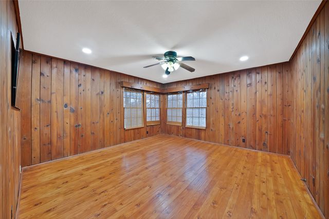 5000 Meadowbrook Drive, Fort Worth, TX 76103