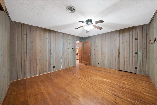 5000 Meadowbrook Drive, Fort Worth, TX 76103