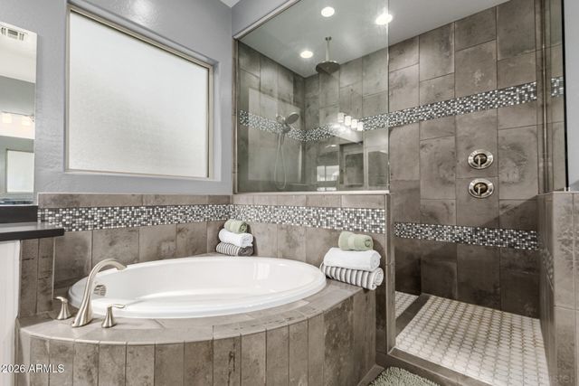 19384 E TIMBERLINE Road, Queen Creek, AZ 85142