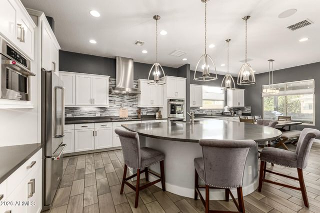 19384 E TIMBERLINE Road, Queen Creek, AZ 85142