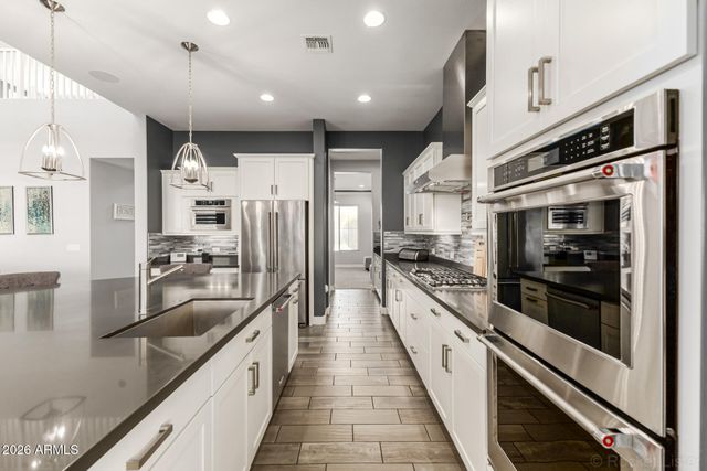 19384 E TIMBERLINE Road, Queen Creek, AZ 85142