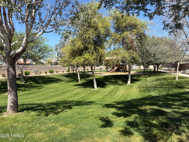 19384 E TIMBERLINE Road, Queen Creek, AZ 85142