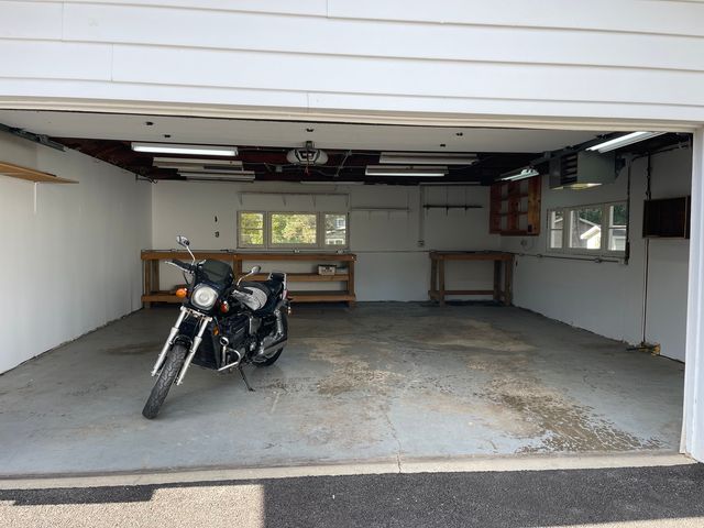 1N274 Woods Avenue, Carol Stream, IL 60188