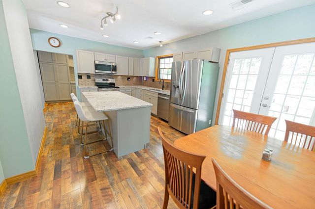 2086 Miller Drive, Huntington, WV 25701