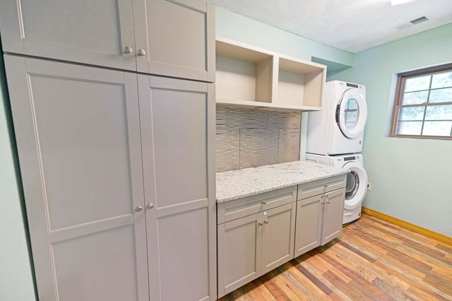 2086 Miller Drive, Huntington, WV 25701