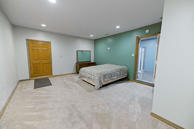 2086 Miller Drive, Huntington, WV 25701