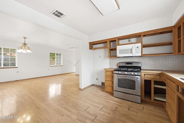 6130 Birch Street, Simi Valley, CA 93063