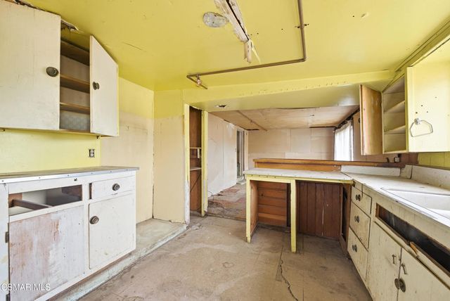 6130 Birch Street, Simi Valley, CA 93063