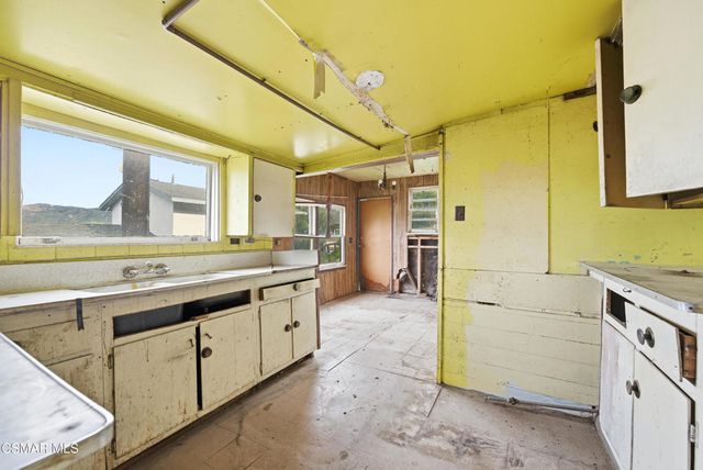 6130 Birch Street, Simi Valley, CA 93063