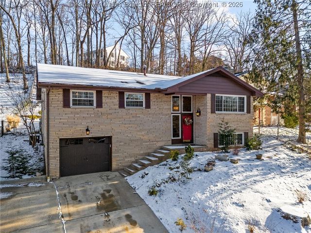 1512 Ravinia Road, Charleston, WV 25314